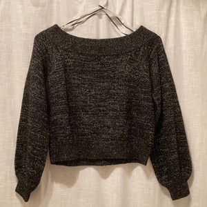 Off-shoulder Sweeter, size XS